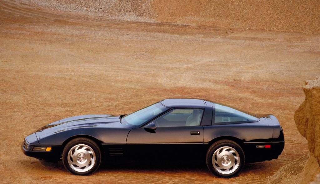 Click to Enlarge-Esc to Close Corvette Generations/C4/C4 1994 Left Chevrolet-Corvette-C4-Coupe-289142_a.jpg
